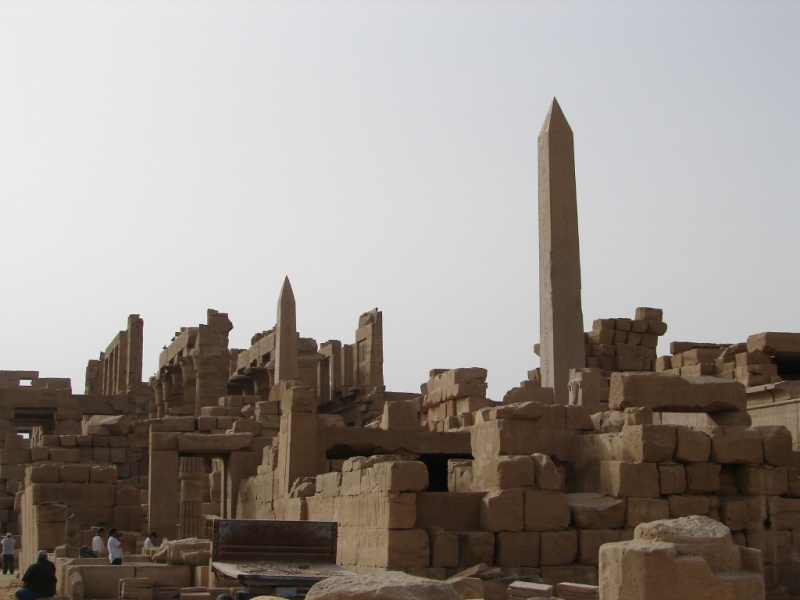 2008/03(March)/AroundTheWorld/Egypt/Karnak/800x600_Karnak is a Persian word means Big Palace.jpg